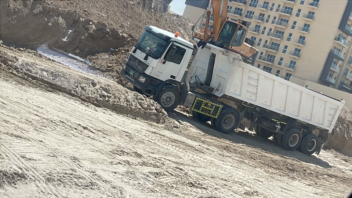 Tipper Trucks
